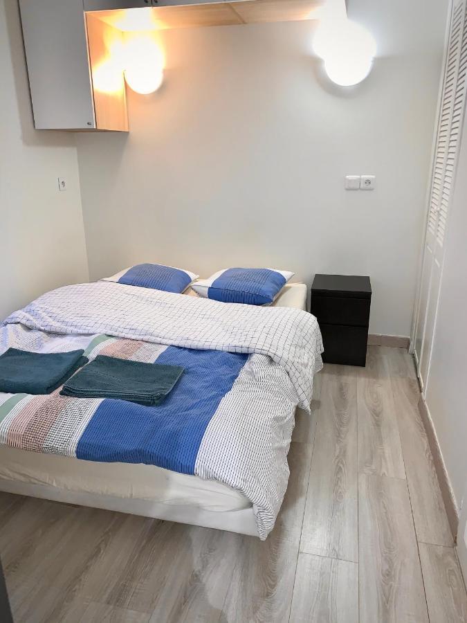 Jouy La Longere, Proche Hec, Versailles, Parking Prive Gratuit ภายนอก รูปภาพ
