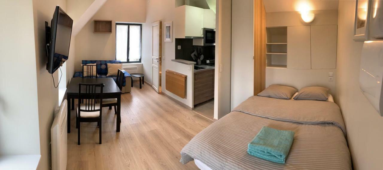 Jouy La Longere, Proche Hec, Versailles, Parking Prive Gratuit ภายนอก รูปภาพ