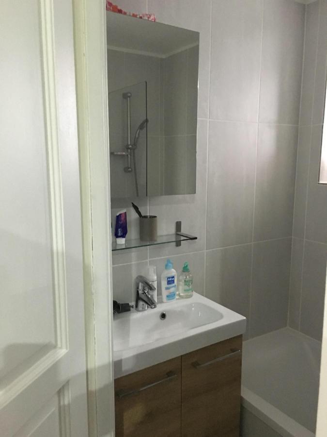 Jouy La Longere, Proche Hec, Versailles, Parking Prive Gratuit ภายนอก รูปภาพ